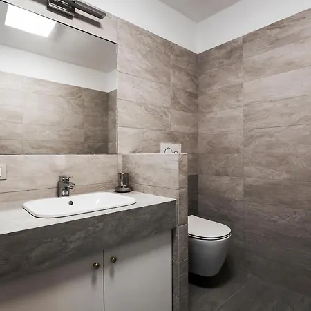 Hostmate - - Vicolo Fiori - Brera Apartament *